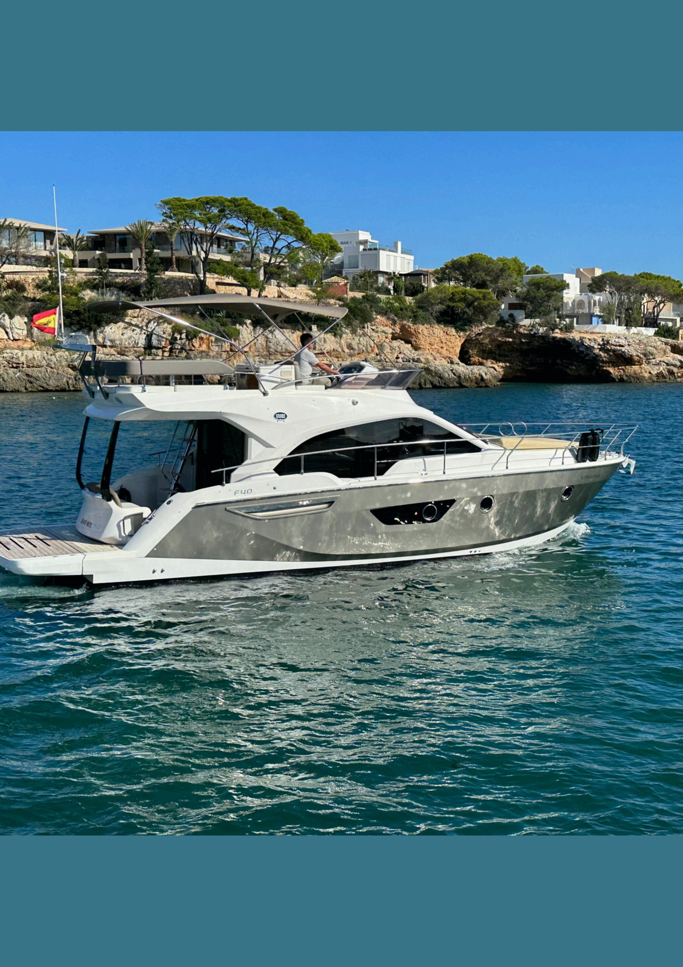 Sessa 40 Fly Zantastic yacht charter in Mallorca — aft deck and swim platform ready for a day of swimming, from Club Nàutic Porto Cristo.